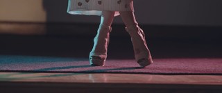 Lily Collins feet photo thumbnail