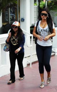 Nicole Polizzi feet photo thumbnail