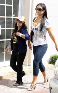 Nicole Polizzi feet photo thumbnail