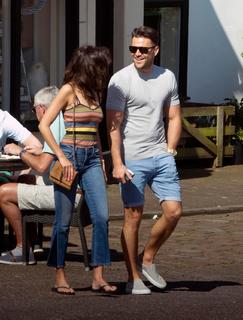 Michelle Keegan feet photo thumbnail