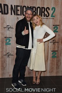 Chloë Grace Moretz feet photo thumbnail