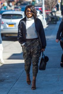 Gabrielle Union feet photo thumbnail