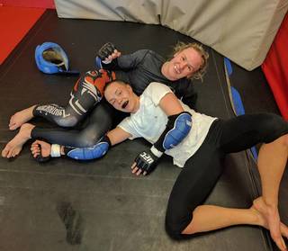 Valentina Shevchenko feet photo thumbnail