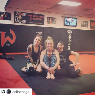 Holly Holm feet photo thumbnail