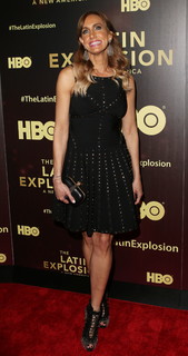 Lili Estefan feet photo thumbnail
