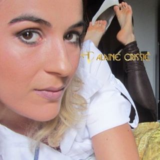 Alaine Crissiê feet photo thumbnail