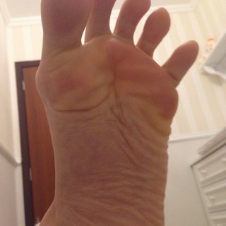 Alaine Crissiê feet photo thumbnail