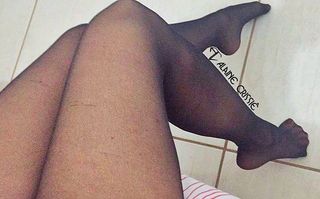 Alaine Crissiê feet photo thumbnail