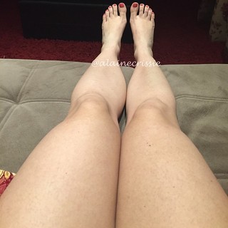 Alaine Crissiê feet photo thumbnail