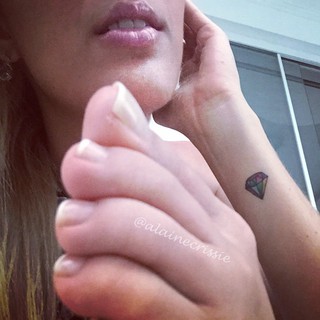 Alaine Crissiê feet photo thumbnail