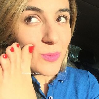 Alaine Crissiê feet photo thumbnail
