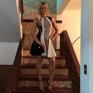 Alaine Crissiê feet photo thumbnail