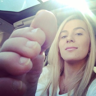 Alaine Crissiê feet photo thumbnail