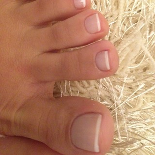 Alaine Crissiê feet photo thumbnail