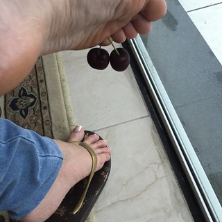 Alaine Crissiê feet photo thumbnail