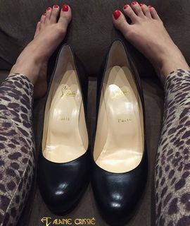 Alaine Crissiê feet photo thumbnail