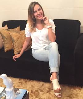 Alaine Crissiê feet photo thumbnail