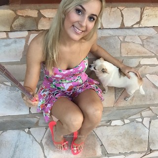 Alaine Crissiê feet photo thumbnail