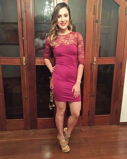 Alaine Crissiê feet photo thumbnail