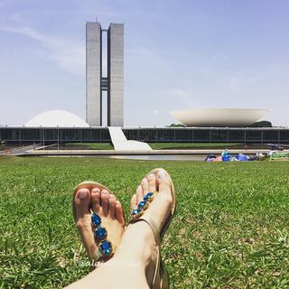 Alaine Crissiê feet photo thumbnail