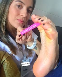 Alaine Crissiê feet photo thumbnail