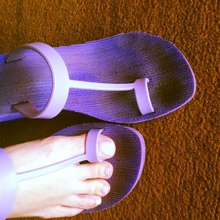 Alaine Crissiê feet photo thumbnail