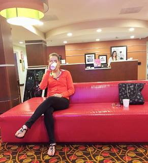 Alaine Crissiê feet photo thumbnail