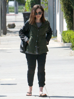 Lily Collins feet photo thumbnail