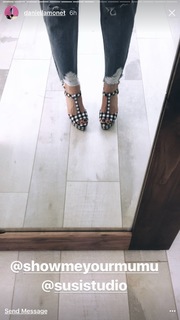 Daniella Monet feet photo thumbnail