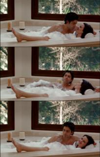 Carla Gugino feet photo thumbnail