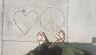 Paris Jackson feet photo thumbnail