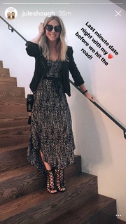 Julianne Hough feet photo thumbnail