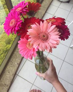 Camila Queiroz feet photo thumbnail