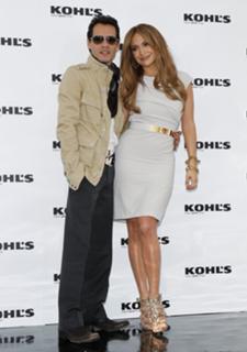 Jennifer Lopez feet photo thumbnail