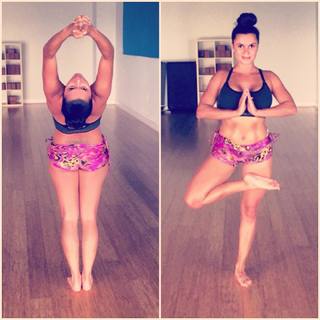 Joy Taylor feet photo thumbnail
