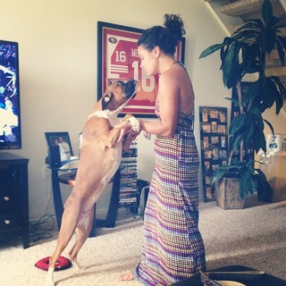 Joy Taylor feet photo thumbnail