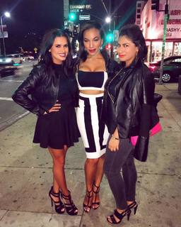 Joy Taylor feet photo thumbnail