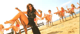 Sonam Kapoor feet photo thumbnail