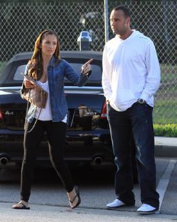Minka Kelly feet photo thumbnail