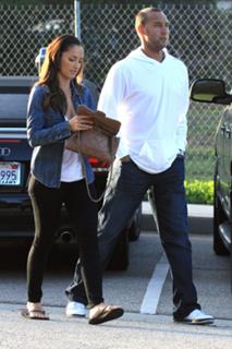 Minka Kelly feet photo thumbnail