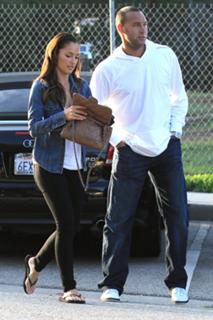 Minka Kelly feet photo thumbnail