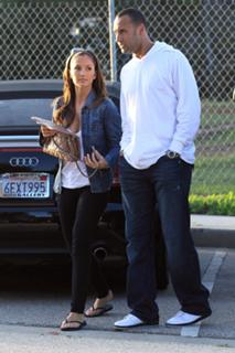 Minka Kelly feet photo thumbnail
