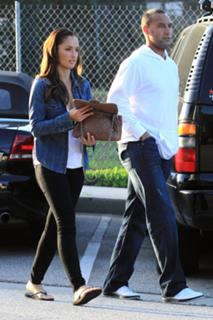 Minka Kelly feet photo thumbnail