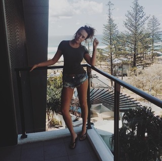 Charlotte Crosby feet photo thumbnail