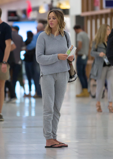 Charlotte Crosby feet photo thumbnail