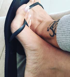 Karin Klemp feet photo thumbnail