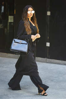 Shay Mitchell feet photo thumbnail