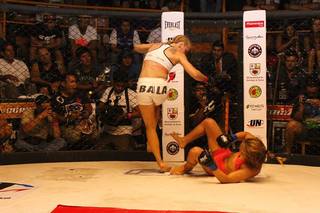 Valentina Shevchenko feet photo thumbnail