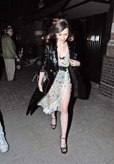 Lily Collins feet photo thumbnail