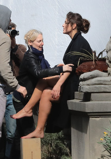 Ashley Graham feet photo thumbnail